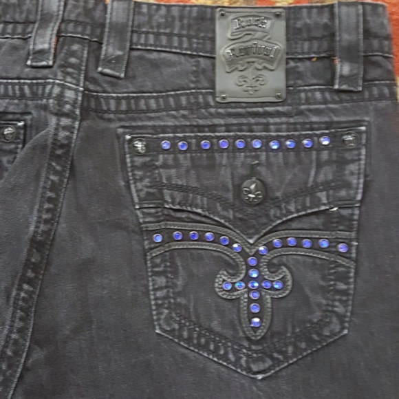 where can i buy rock revival jeans near me